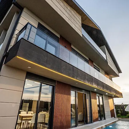 Seven Lukxury Villa Belek