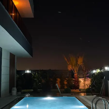 Seven Luxury * بيليك